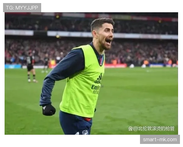 厄德高与麦迪逊前腰角色对比：组织效率与进攻参与度的机制差异